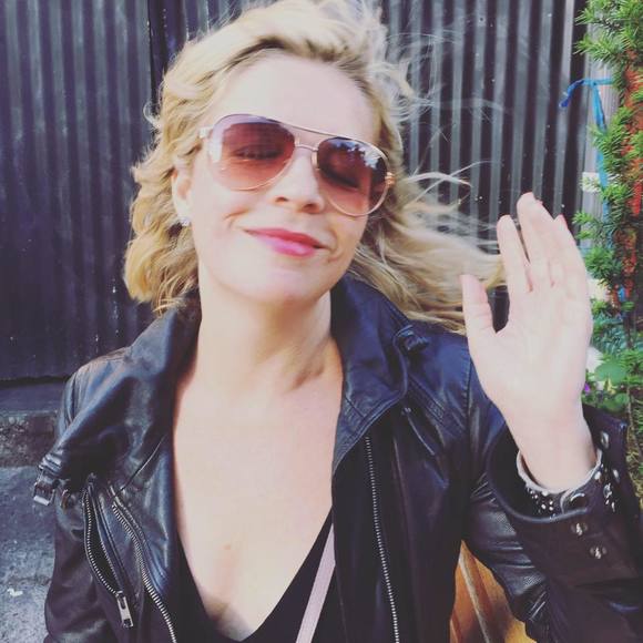 Meet your Posher, Amanda - Picture 1 of 1